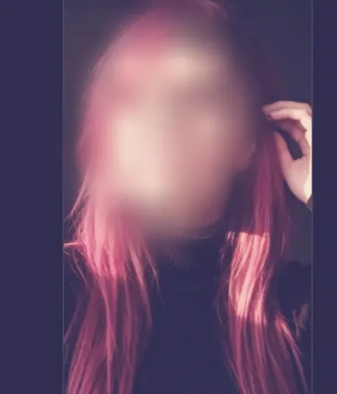 Emma, 39