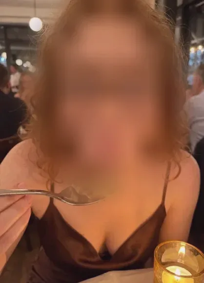 Luisa, 25