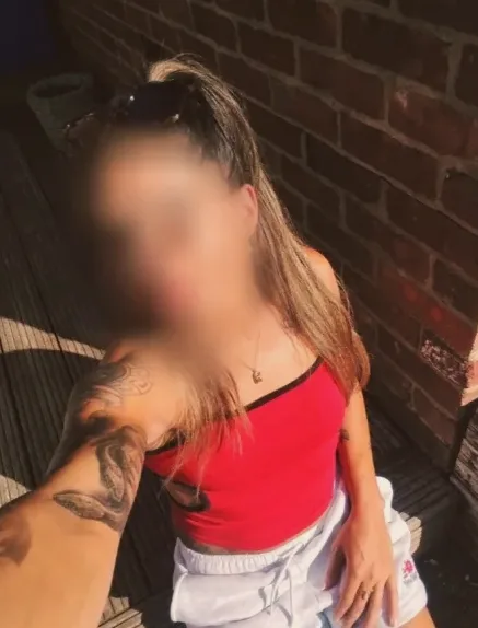 Nora, 30
