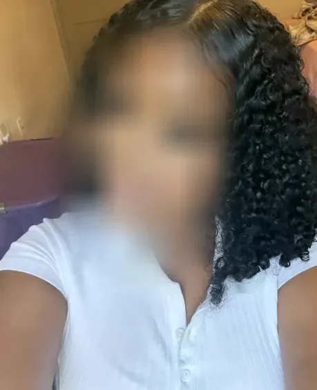 Viktoria, 20